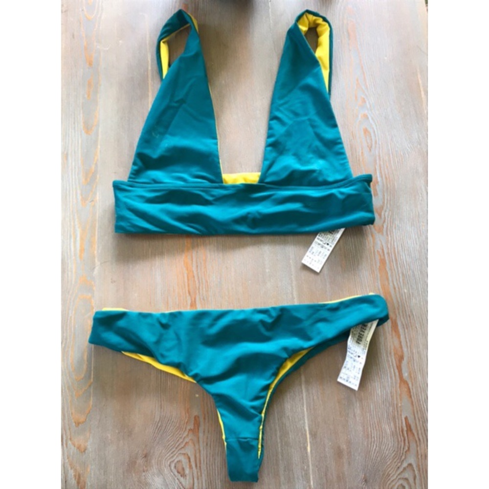 NWOT FOREVER 21 BIKINI
